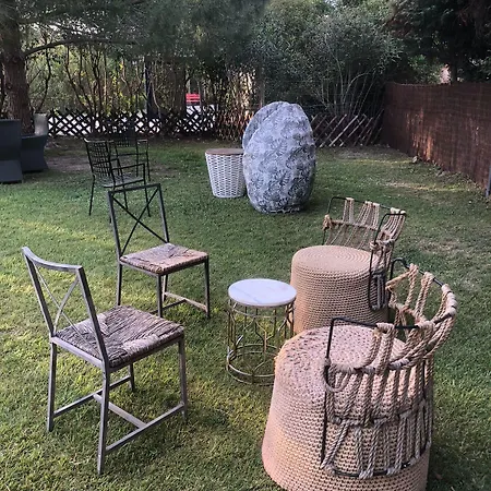 Jenny, Отель Сиври