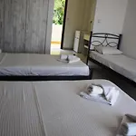 Ξενοδοχείο Jenny, Σίβηρη
