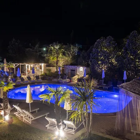 Hotel Jenny, Siviri