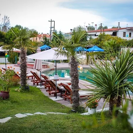 Hotel Jenny, Siviri